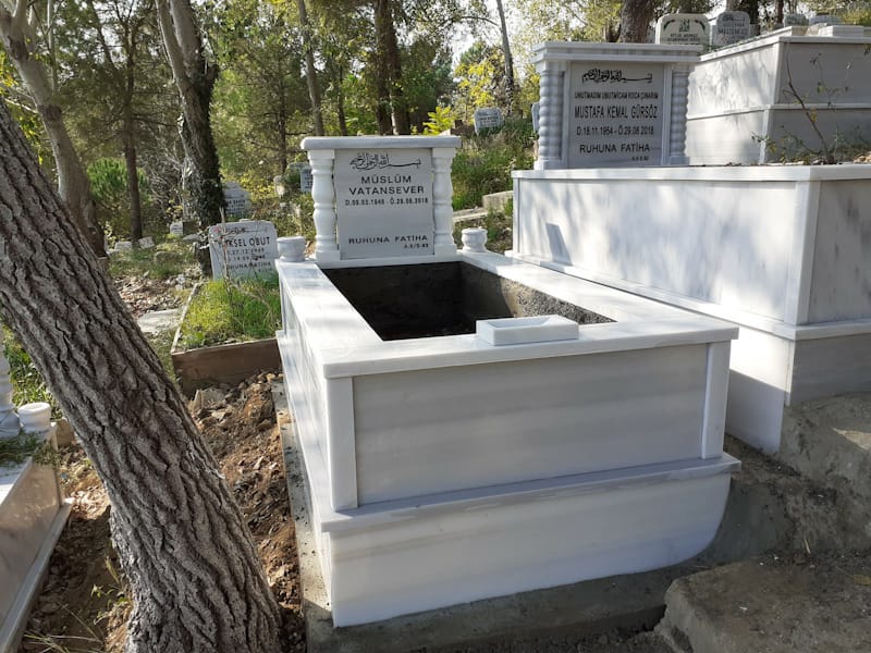 mezar yapım / granit mezar  / mozaik mezar / mermer mezar