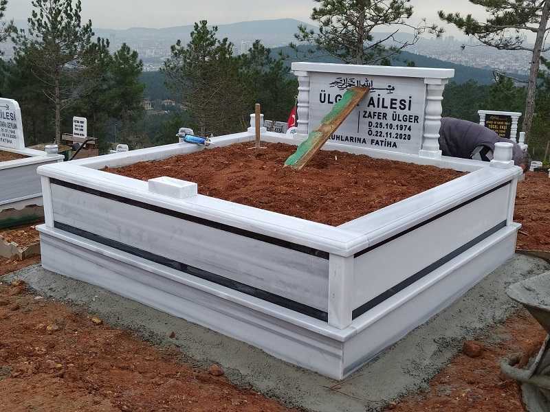 İKİ KİŞİLİK BAŞ TAŞI SÜTUNLU MERMER MEZAR MOD (3)