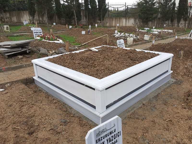 İKİ KİŞİLİK SERITLI SÜTUNLU MERMER MEZAR (1)