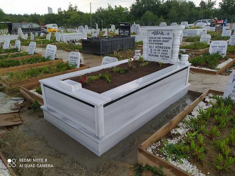 TEK KİŞİLİK BAŞ TAŞI SÜTUNLU MERMER MEZAR (1)