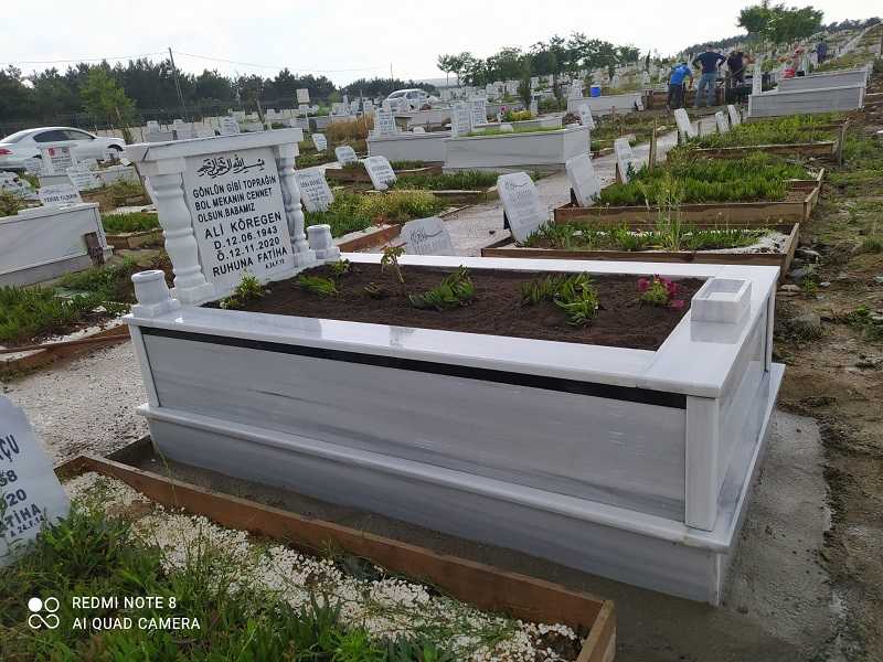 TEK KİŞİLİK BAŞ TAŞI SÜTUNLU MERMER MEZAR (2)