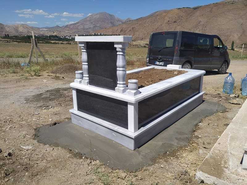 TEK KİŞİLİK SÜTUNLU GRANİT MERMER MEZAR (1)