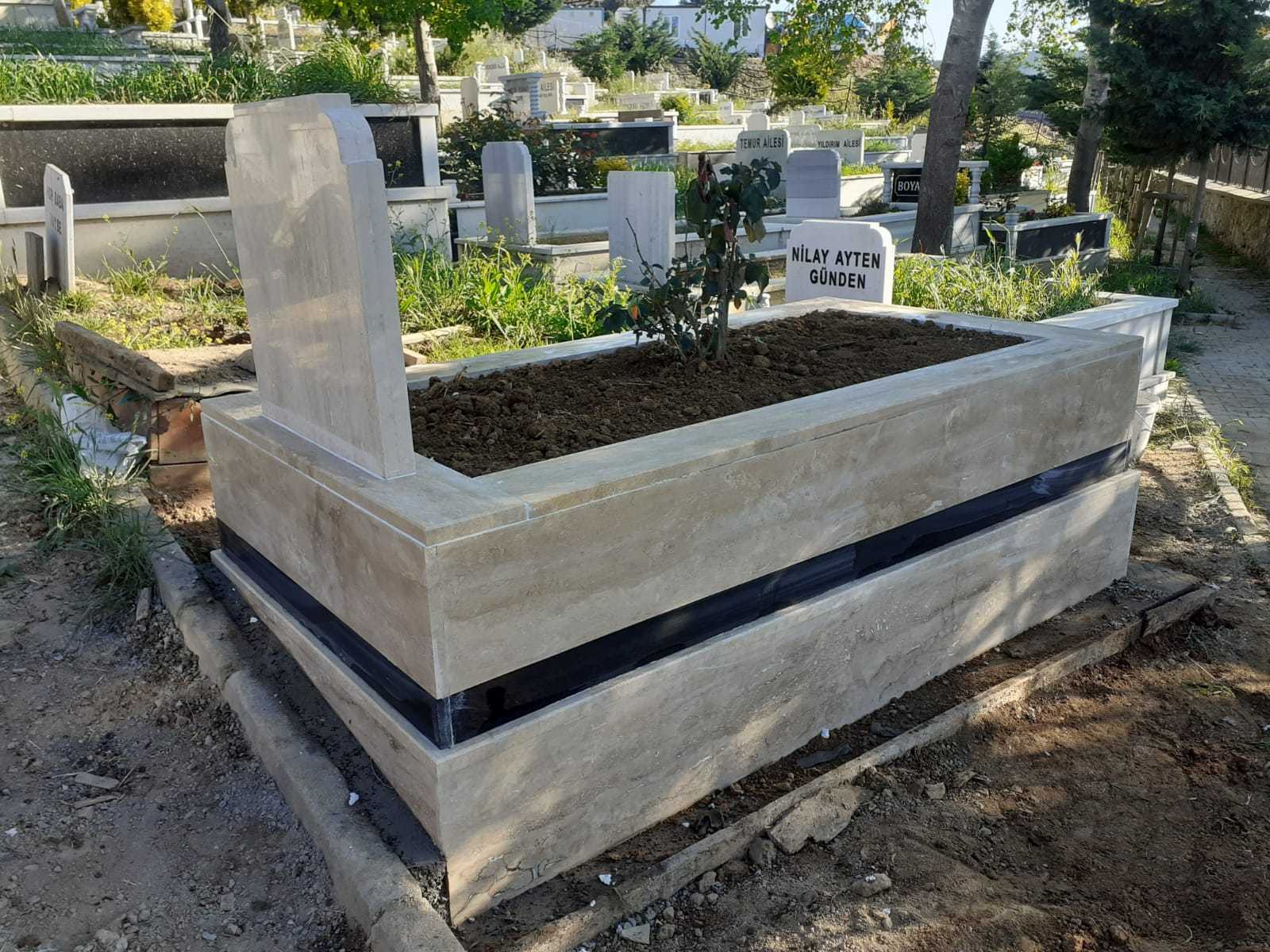 TEK KİŞİLİK TEK ŞERITLİ MERMER MEZAR (3)